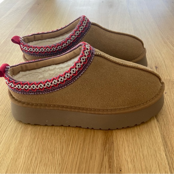 Platform Mocassins - Picture 1 of 5